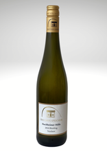 Laden Sie das Bild in den Galerie-Viewer, 2024 Hochheimer Hölle Riesling Trocken