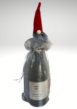 Laden Sie das Bild in den Galerie-Viewer, "NIKOLAUS in ROT/WEISS" Hochheimer Stein Riesling Sekt Brut