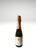 Laden Sie das Bild in den Galerie-Viewer, "Kleine Diva" 2025 Spätburgunder Rosé Sekt b.A. Brut